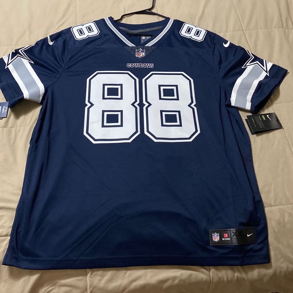 Dallas Cowboys Dez Bryant football jersey xxl NFL